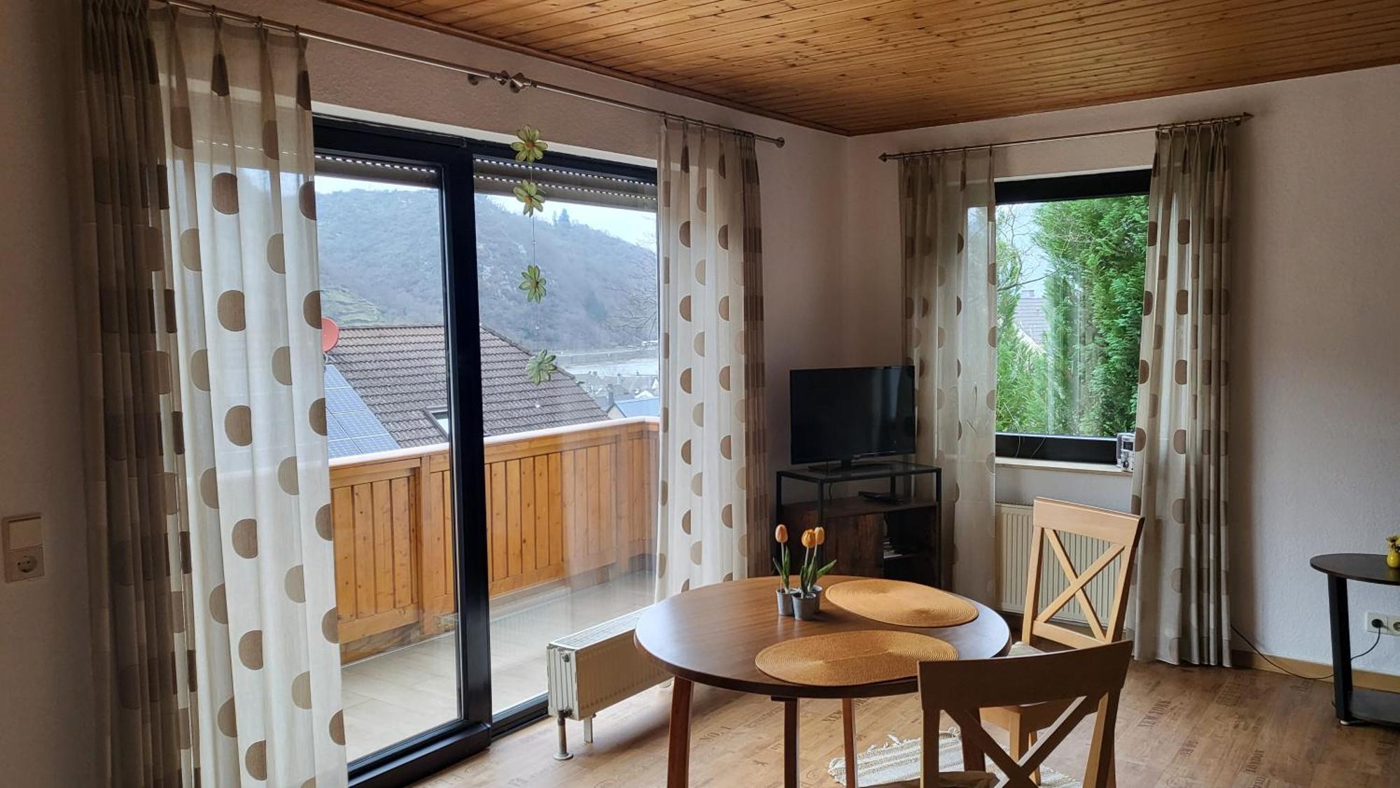 Ferienwohnung Zum Rheinblick Kestert Eksteriør bilde